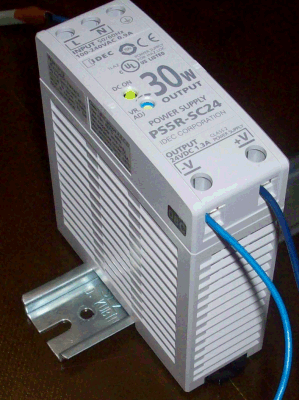 IDEC PS5R-SC24 zdroj 24VDC/30W